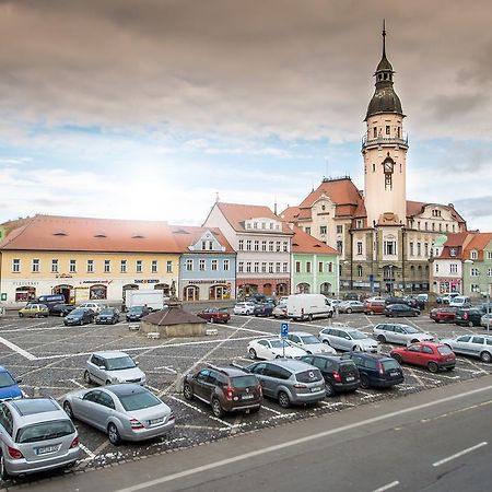 Hotel U Lva Bílina Екстериор снимка