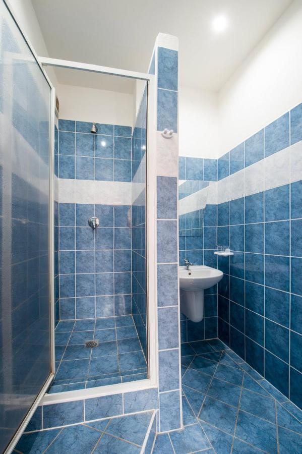 Hotel U Lva Bílina Екстериор снимка